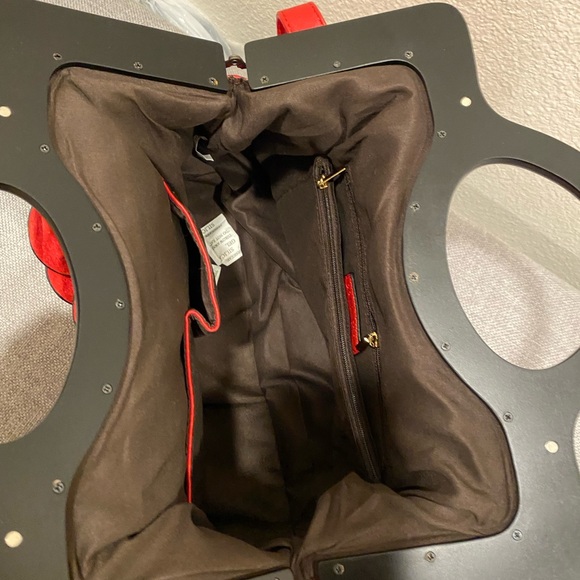 Retro pinup style bag with a 3D flower so pretty big comfy - Picture 4 of 5